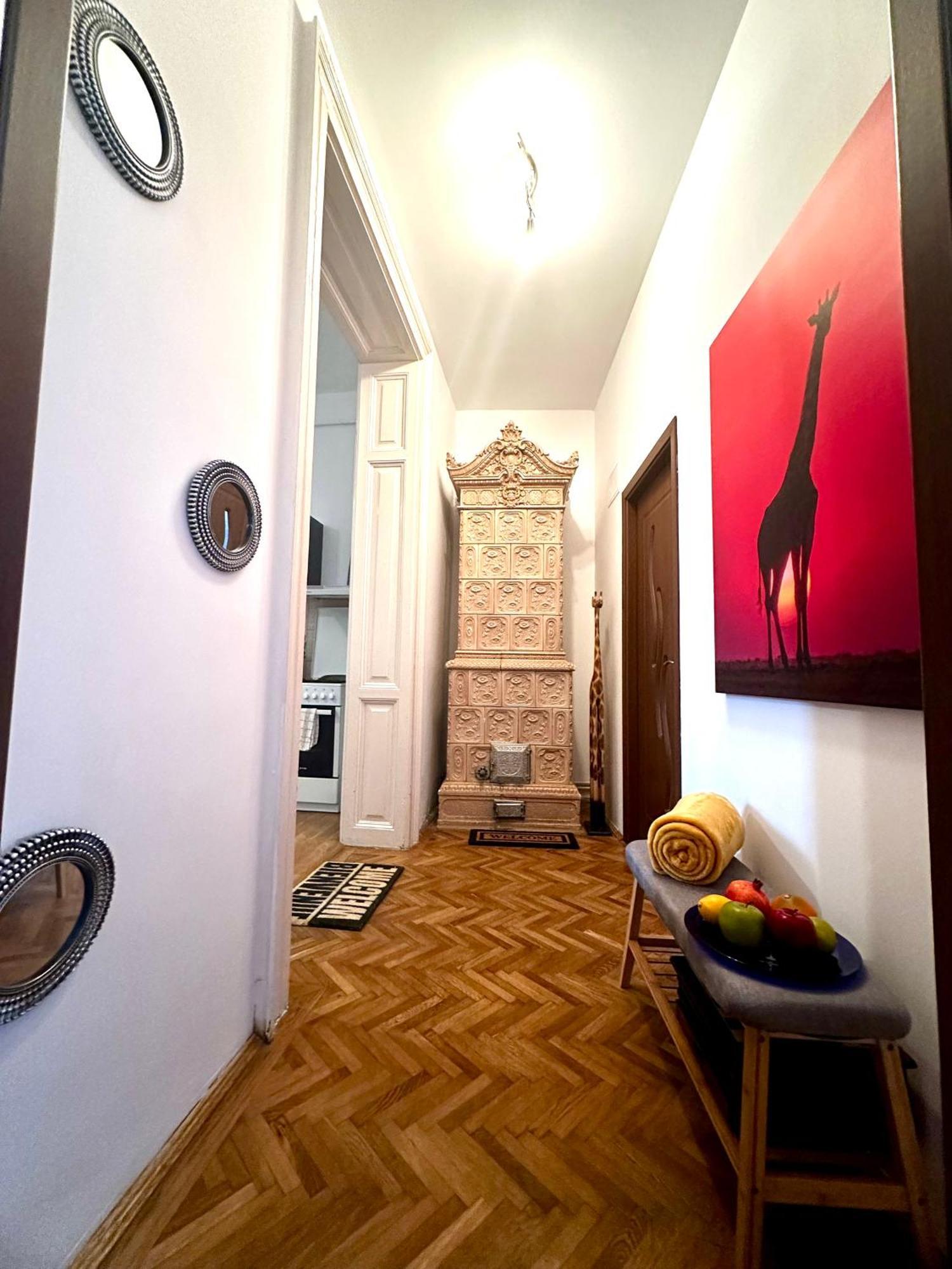 Stay Inn Central Brasov Bagian luar foto